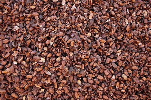 Cacao Hulls (Theobroma cacao) are the outer shells of the cacao bean, traditionally used in Central and South American cultures for their gentle, uplifting properties and rich, earthy aroma.
