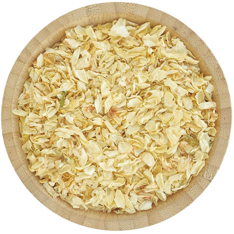 Jasmine Petals (Jasminum sambac) are delicately fragrant blossoms traditionally used in Ayurvedic, Chinese, and Middle Eastern herbal traditions to support emotional well-being, relaxation, and heart-centered balance.