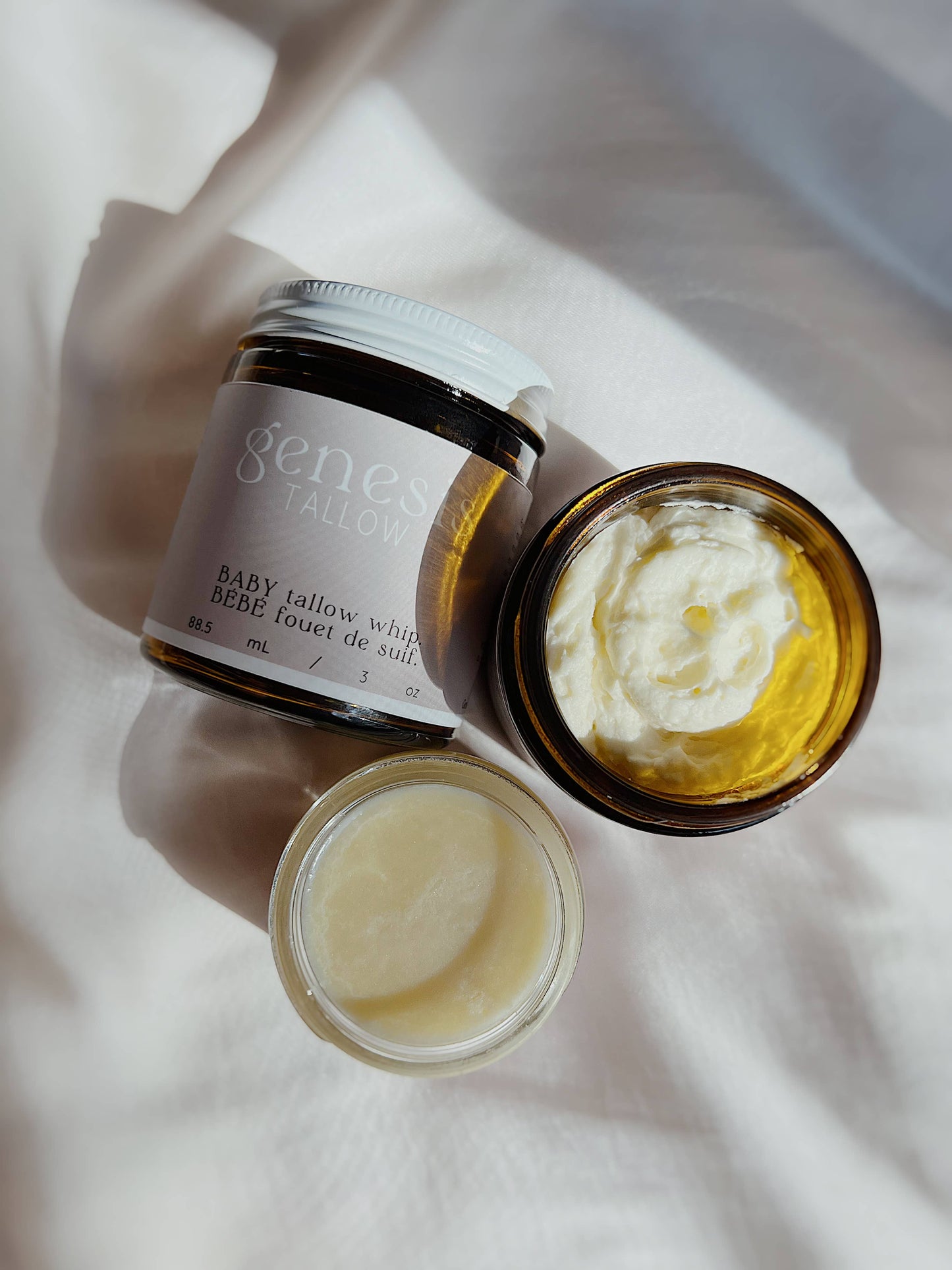 Genesis Tallow's Mama Tallow Whip was created specifically for all of the baby growing, and postpartum mamas out there. We fashioned the perfect balm to give that beautiful belly some extra love during the biggest skin changes in your life!