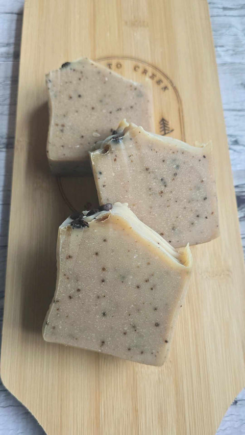Peak to Creek's Java Breakfast Scrub Tallow Bar Soap is a coffee lovers dream come true. Made with locally roasted coffee, oatmeal and coconut milk, this soap bar is gently exfoliating, deeply moisturizing and loaded with antioxidants.