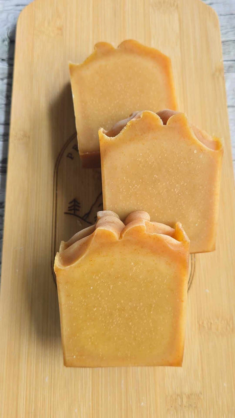 This Lemon Honey & Turmeric Tallow Soap Bar is rich and packed with skin loving ingredients!