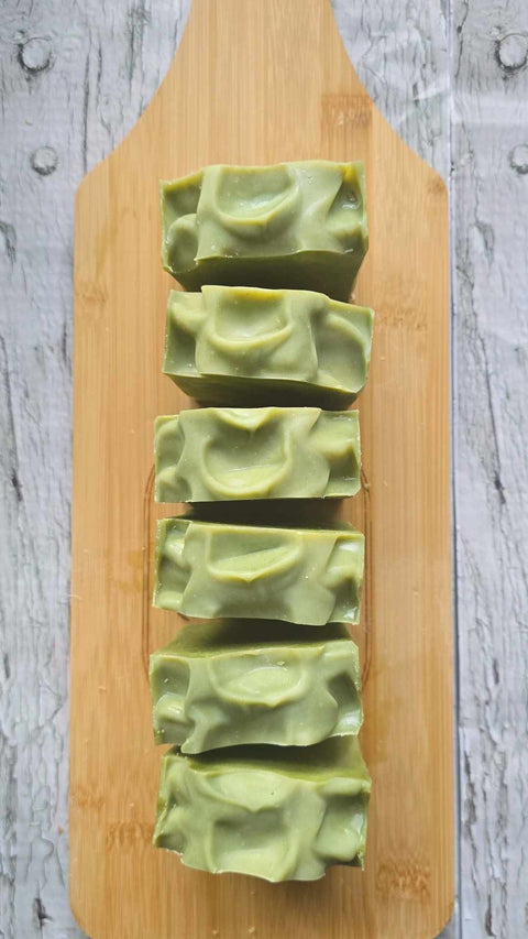 Peak to Creek's Lime & Bergamot Tallow Bar Soap is the perfect way to transport yourself to a white sandy beach wherever, whenever! This soap is made with a combination of tallow and coconut milk, making it deeply nourishing and moisturizing for the skin.