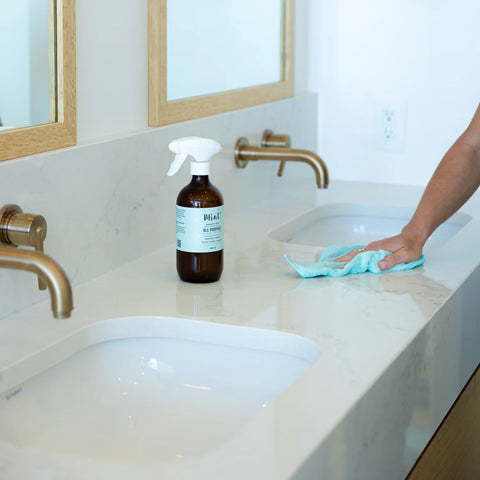 Mint's Microfibre Cloths (3 Pack) is the ultimate multifunctional cleaning essential, crafted from 100% recycled materials.