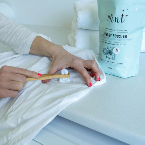 Mint Cleaning Laundry Booster is a safe and natural bleach alternative that eliminates the toughest stains and odours.