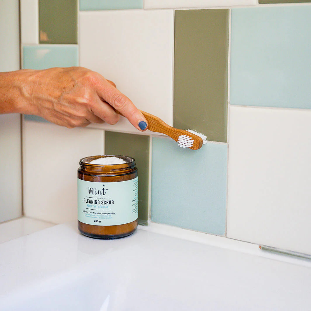 Mint Cleaning Scrub is the ultimate multi-purpose cleaner, formulated to tackle even the toughest grime on surfaces around your home.
Use it on stove tops, sinks, tubs, toilets, stainless steel, countertops, window sills, and floors. It also doubles as a powerful stain remover for laundry, carpets, and upholstery.