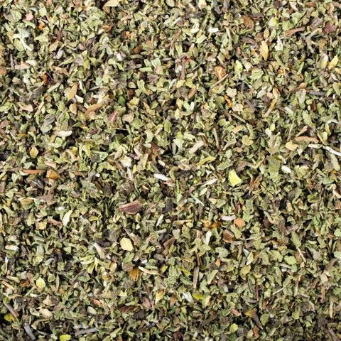 Rock Rose (Cistus spp.) is a resinous, sun-loving herb traditionally used in Mediterranean herbal medicine for its deeply soothing, protective, and restorative properties.