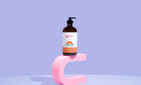 This product is a gentle, skin-friendly alternative and is effective at cutting through grease, cleansing your dishes, and leaving them squeaky clean.