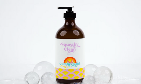 This powerful Squeaky Clean Dish Soap is an effective disinfectant because it produces free oxygen radicals, which destroy bacterial cells when it comes in contact with bacteria. It’s a gentle skin-friendly alternative and is effective at cutting through grease, cleansing your dishes, and leaving them squeaky clean.