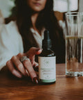 Immerse yourself into the aromatic flavours of Cardamom with these Cardamom Heirloom Bitters by Backbone Botanicals. Enliven your senses with this synergizing blend of citrus and earthiness.
