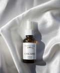 Our Cascades Perfume is fresh, grounding, and quietly invigorating. Cascades captures the essence of the Pacific Northwest - fresh mountain air and flowing fresh water. This blend is a clean yet cozy scent that feels like standing among trees with sunlight filtering through.
