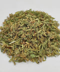 Club Moss (Lycopodium clavatum) is a traditional herb used in European and Indigenous herbal practices for its many health supporting properties.