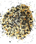 Our organic Everything Bagel Seasoning is our take on the well known and beloved seasoning blend that blends the savoury flavours of onions and garlic with the crunchiness of mixed seeds.