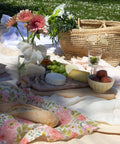 Beeswax food wraps are an all natural, reusable & eco-friendly alternative to plastic wrap in the kitchen and beyond. The average person uses over 2000 sq. ft. of plastic wrap every year. Join the more than 50,000 people who have made the switch from plastic to Goldilocks Wraps.