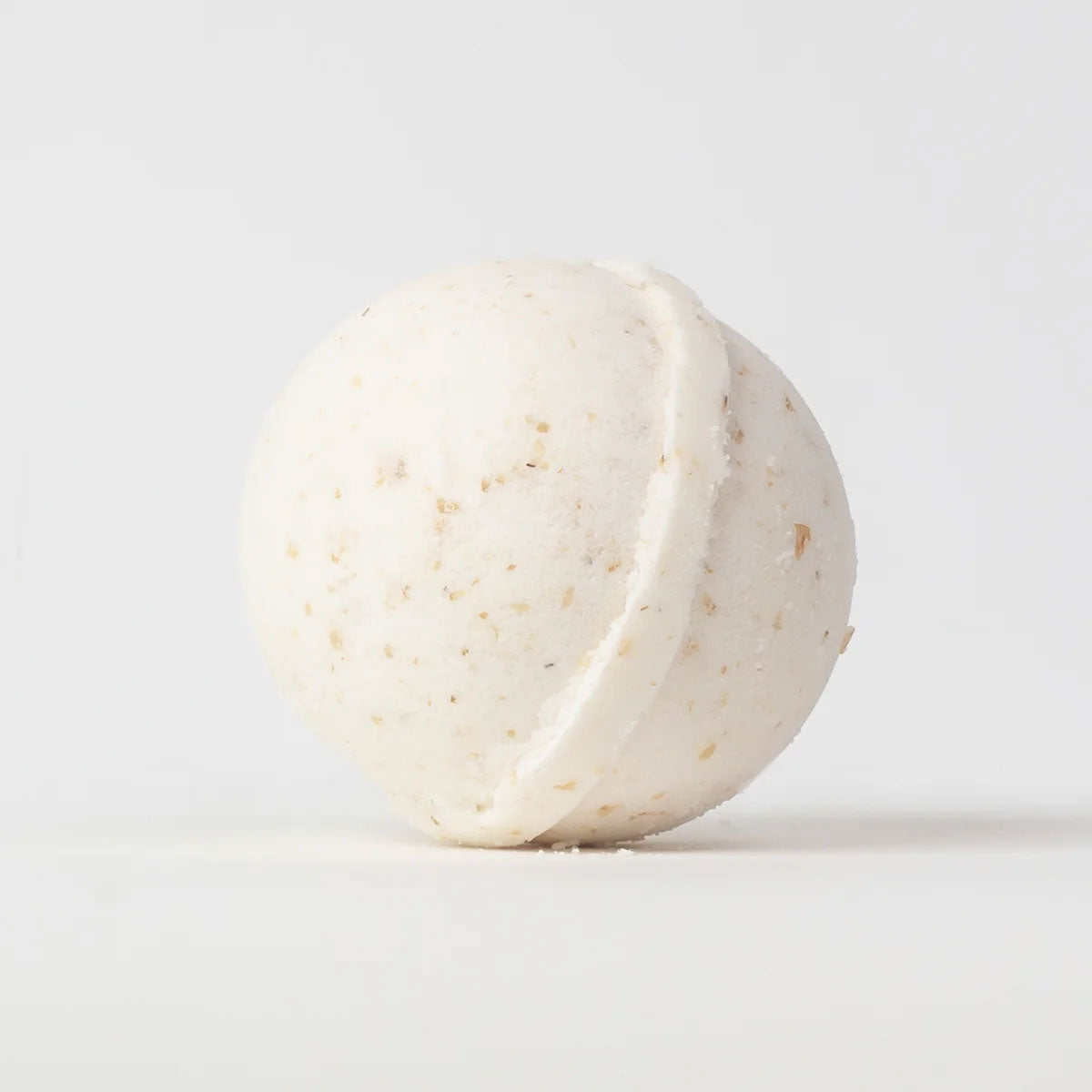 These all-natural bath bombs are a non-toxic and eco-friendly are the perfect addition to your bath!