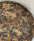 Our organic Harvest Moon 2016 Old Tree White Tea is a particularly sweet white tea cake from the old tree forest in Huazhu Liangzi. It offers beautiful notes of baked fruit, mulled wine and vanilla, with a long and lingering sweetness.