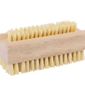 Whether you've been gardening, painting or working in the garage, a good nail brush is essential for clean up. Scrub your hands clean after any dirty job with this plastic-free, naturally made nail brush.