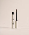 This volumizing brow gel lifts and sets every hair in place while conditioning for long-term softness and strength. Infused with nourishing castor oil and shea butter, it helps support healthy-looking brows, while bayberry wax delivers flexible hold without stiffness.