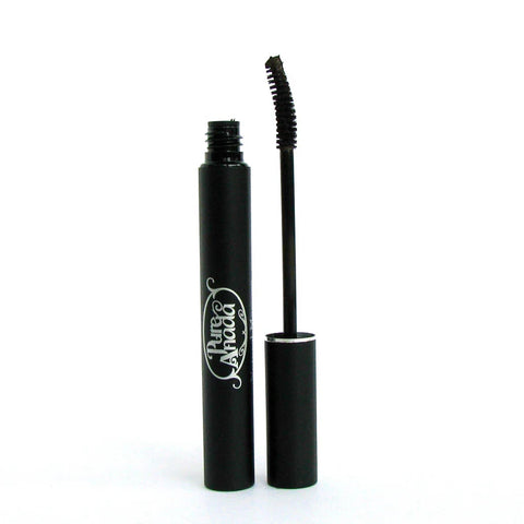 Finally, a natural mascara you can feel good about putting on your lashes! It is naturally paraben-free, gluten-free, mercury-free, formulated with Eco-cert approved ingredients.