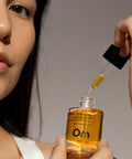 Filler oils have no place on your face. Our ultra-luxe formulas blend a wide array of plant-based oil soluble actives that target specific skin challenges. This one delivers immediate nourishment, soothing relief and oil control to breakout-prone skin with a remarkably lightweight formula. It leaves a powder-like finish on the skin, and works amazingly with our Pure + Calm Elixir.