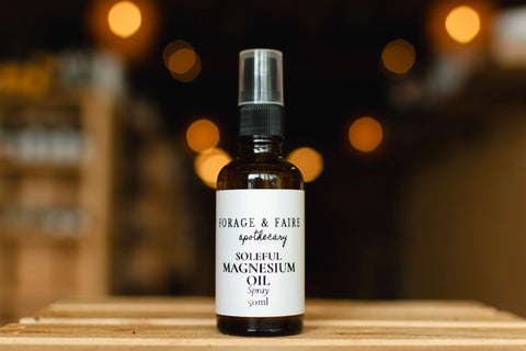 A grounding spray for tired feet. Soleful blends magnesium chloride with a beautiful aromatic blend of Vetiver, Roman chamomile, clary sage, frankincense, and neroli essential oils. Mist onto your feet and soles at the end of a long day, then take a moment to slow down, breathe deeply, and unwind.