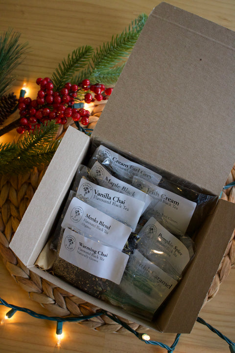 Give the gift of comfort and ritual with our Cozy & Spicy Flavoured Tea Gift Boxes - our flavoured tea gift boxes are thoughtfully curated collections of loose-leaf teas that have been crafted to elevate everyday moments.