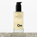 If you crave the feel of a little suds and enjoy a truly clean sensation, you’re in the right place. Our silky, sudsy core cleanser gently exfoliates without removing your skin’s natural oils. Salicylic acid (found in white willow bark) is the hero ingredient, decongesting pore build up and delivering a deep cleanse. Start every morning feeling bright, refreshed and energized.