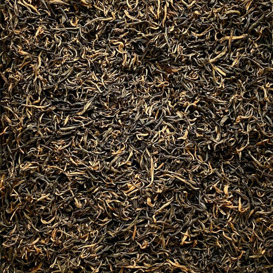 Our organic Yunnan Gold (Dian Hong) is a naturally sweet black tea that has golden leaves and notes of roasted sweet potato.