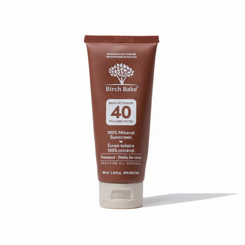 This 100% mineral SPF 40 sunscreen is designed to blend mostly clear on all skin tones, feel light and smooth under makeup, and remain gentle enough for sensitive skin. 