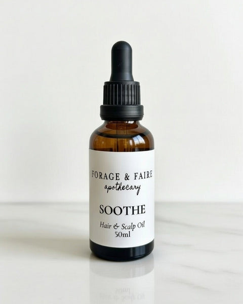 This soothing scalp oil is formulated to restore balance, calm irritation, and support a healthy scalp environment. Lightweight MCT oil, rich in caprylic acid, helps target dandruff-causing yeast, while argan and castor oils deeply moisturize dry scalp and help regulate excess sebum.