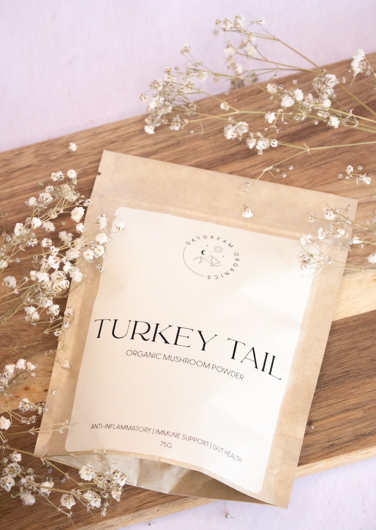 Our organic Turkey Tail mushroom powder can be used to strengthen and modulate the immune system.