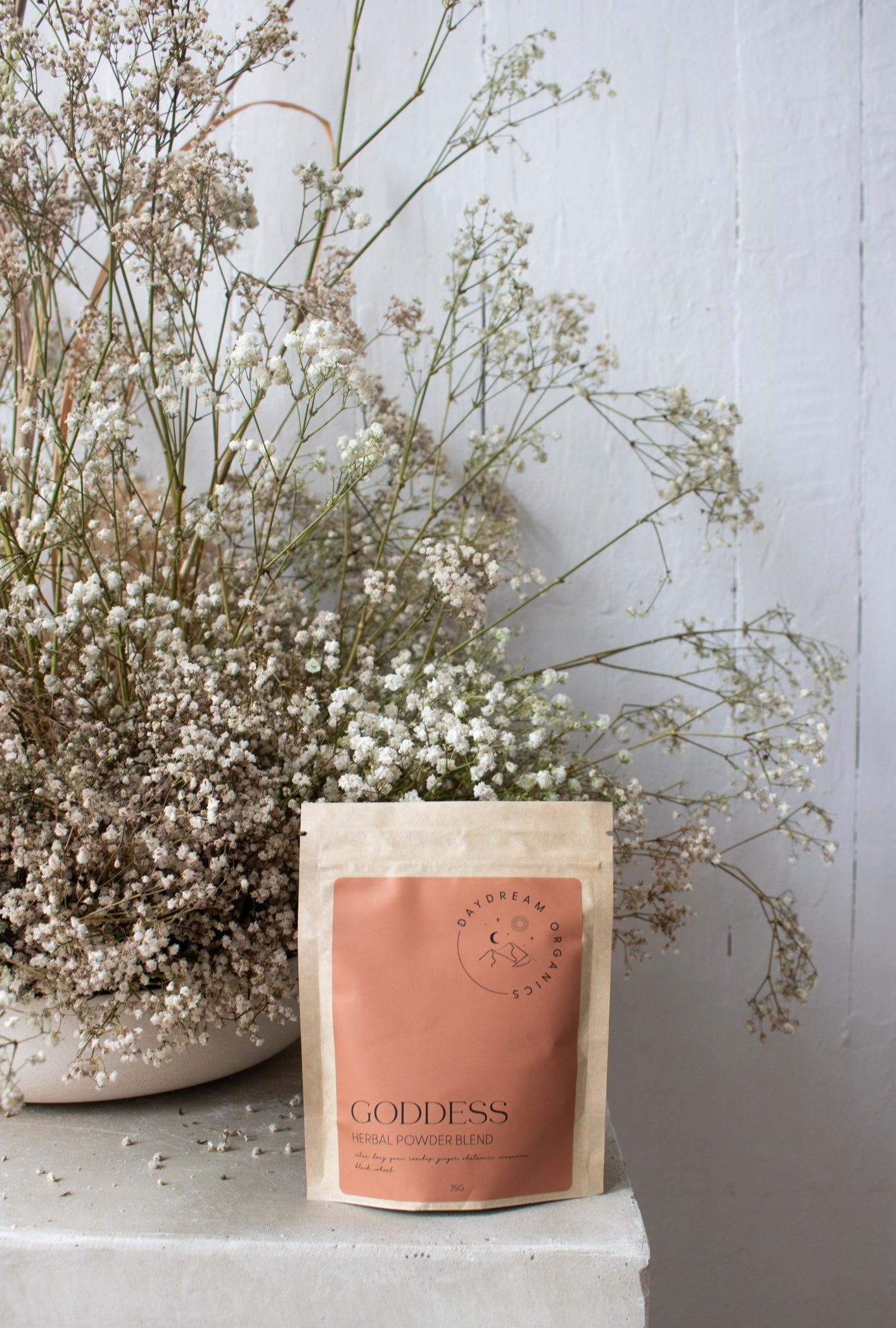 Say hello to your inner goddess with our Goddess herbal powder blend which has been formualted to help naturally balance hormone levels, balance your menstrual cycle, relieve menopause symptoms, and ease common PMS symptoms. 